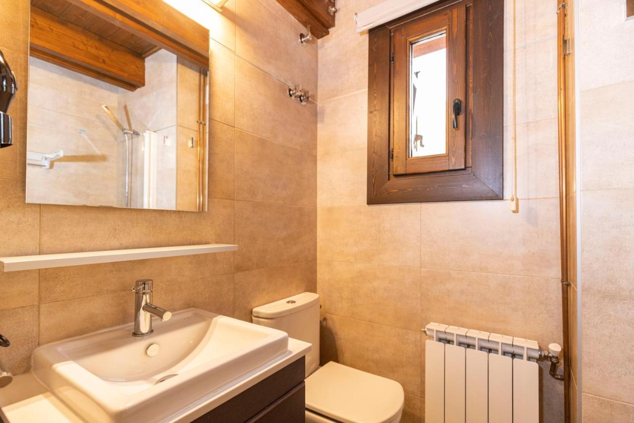 Apartamentos Casa Roldan I Benasque Buitenkant foto